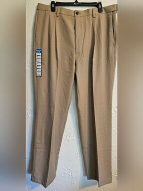 NWT Men's 38x32 Haggar Cool 18 Pants